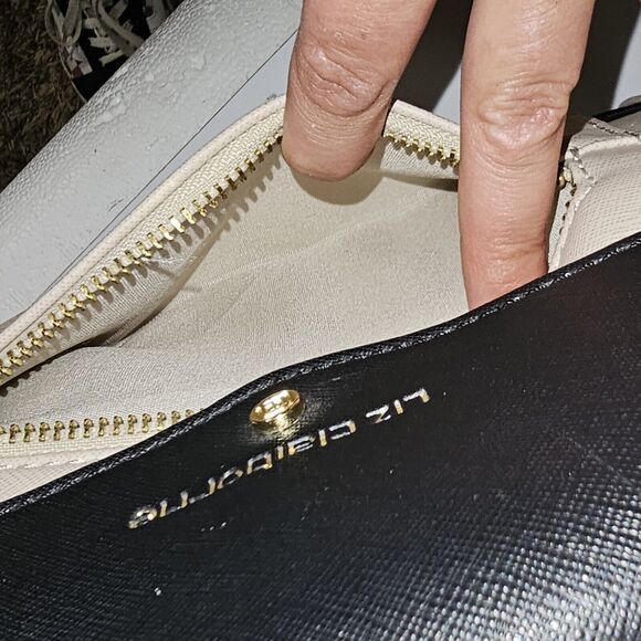 Liz Claiborne Spacious Purse Shoulder Bag Lots Of Space Tote Cream/Black Colored - Picture 8 of 13